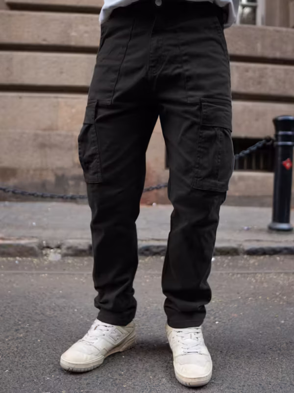 Black Regular Fit Cargo Pant With Multiple Pocket